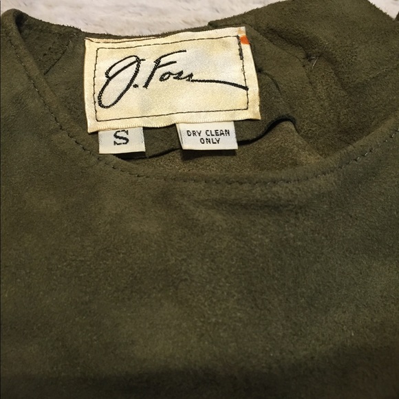 Stunning Suede Top~Gorgeous Green & Buttery Soft - Picture 4 of 4